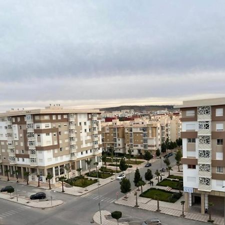 Апартаменти Experience De Luxe Ultime / Parking / Restaurant / Cafe / Carrefour Уджда Екстер'єр фото